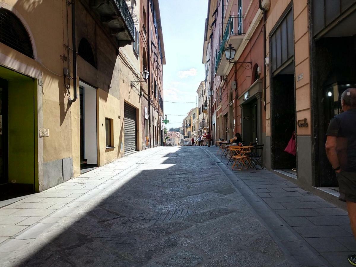 St George Villa Imperia Eksteriør bilde