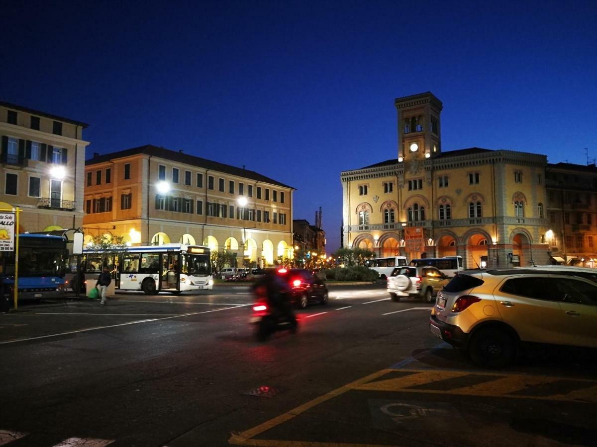St George Villa Imperia Eksteriør bilde
