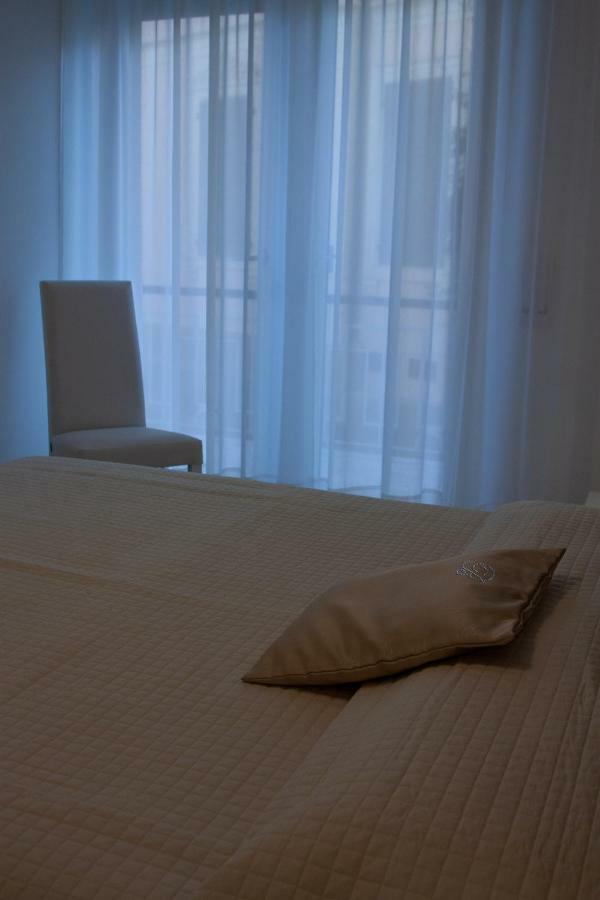St George Villa Imperia Eksteriør bilde